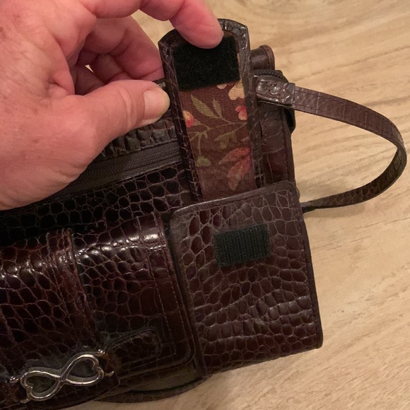 Brighton Leather Crossbody Wallet Bag - Picture 8 of 11